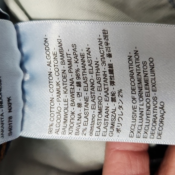 Levi's Wedgie Fit Button Fly Skinny Jeans - Picture 9 of 10